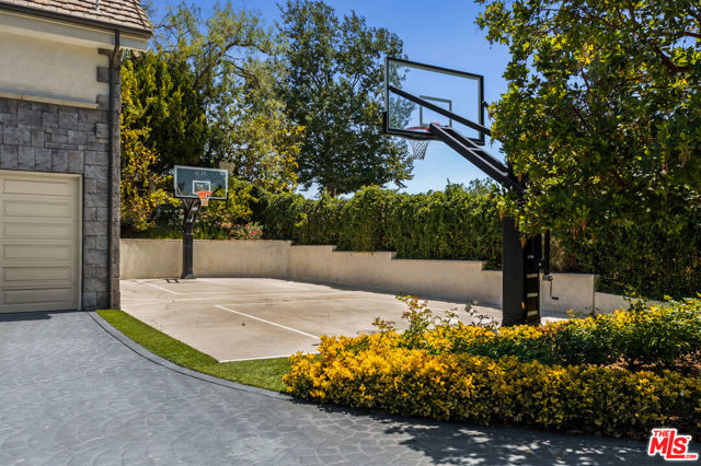 Drew Fenton | 3170 KINGS Court Los Angeles CA | MLS: 7365327 Drew Fenton | 3170 KINGS Court Los Angeles CA | MLS: 7365327