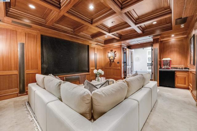 797 Las Olas Dr, Aptos CA: https://media.crmls.org/mediaz/37a7b257-4113-44c5-911a-0a70426fed72.jpg