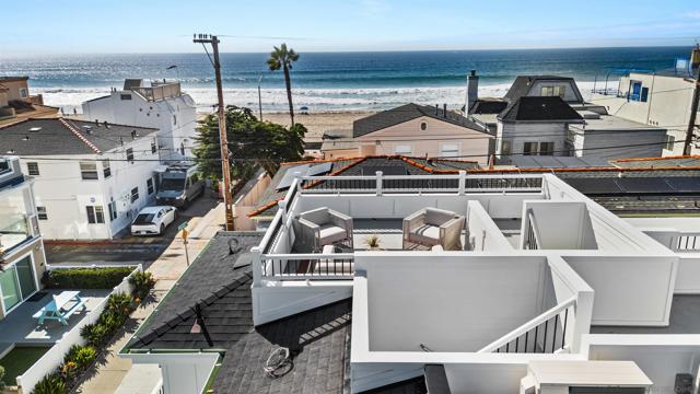 718 Nantasket Ct, San Diego CA: https://media.crmls.org/mediaz/37a9c80b-ad80-45a5-ac9d-f0f1e3a83100.jpg