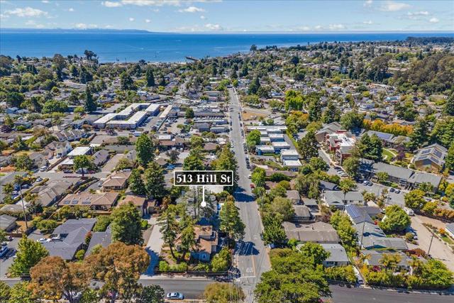 513 Hill Street, Capitola CA: https://media.crmls.org/mediaz/37aa3f44-1a43-45a6-aafb-806b18cd7bce.jpg