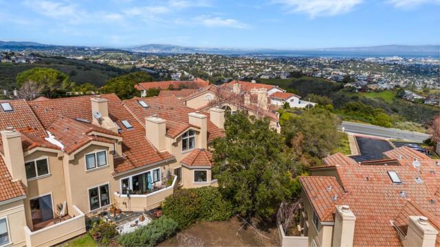 9 Mayflower Lane, San Carlos CA: https://media.crmls.org/mediaz/37aa8144-5935-4357-b027-97dbf9bef0a7.jpg