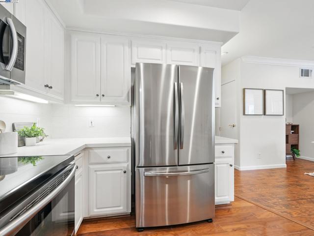 3328 Monaghan St, Dublin CA: https://media.crmls.org/mediaz/37ab7bf9-9842-4359-8237-6a6a61515429.jpg