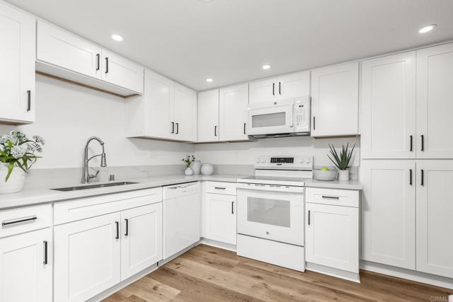 Detail Gallery Image 14 of 30 For 4514 Dawson #2,  San Diego,  CA 92115 - 3 Beds | 2/1 Baths