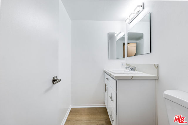 22323 ERWIN Street photo 8