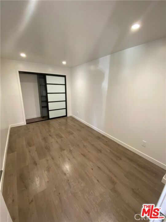 3422 Holyoke Drive, Los Angeles CA: https://media.crmls.org/mediaz/37ac55ae-02a5-4391-b71a-81b1a381b4e9.jpg