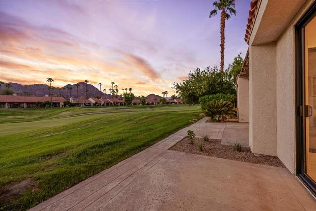 78136 Calle Norte, La Quinta CA: https://media.crmls.org/mediaz/37ae304b-0dad-4fac-91ae-f6113685542d.jpg