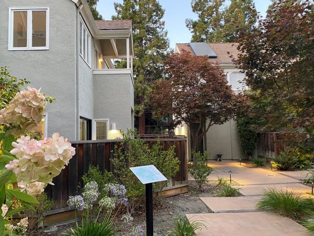 907 Cowper Street, Palo Alto CA: https://media.crmls.org/mediaz/37aee6b2-9172-4285-9c24-d5222ff644dd.jpg