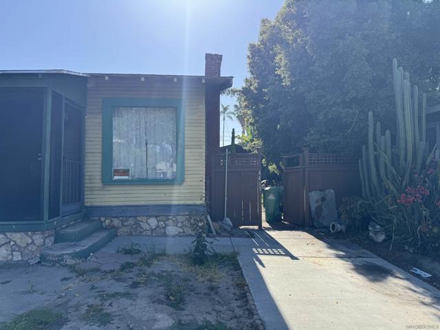 4457 4463 Texas St., San Diego CA: https://media.crmls.org/mediaz/37b013b1-94e6-4b12-b9d5-c1639867387d.jpg