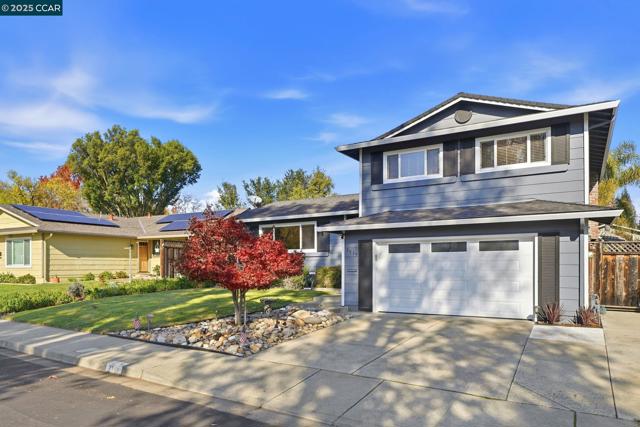 7519 Driftwood Way, Pleasanton CA: https://media.crmls.org/mediaz/37b0d781-13f3-4ce3-bf67-586994db74b0.jpg