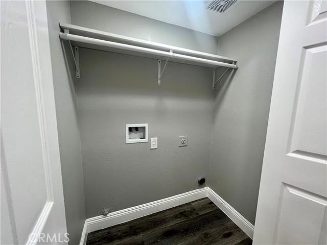 761 Tatum Avenue, Gilroy CA: https://media.crmls.org/mediaz/37b1cc00-e6b4-48c1-8159-f671d67fc096.jpg