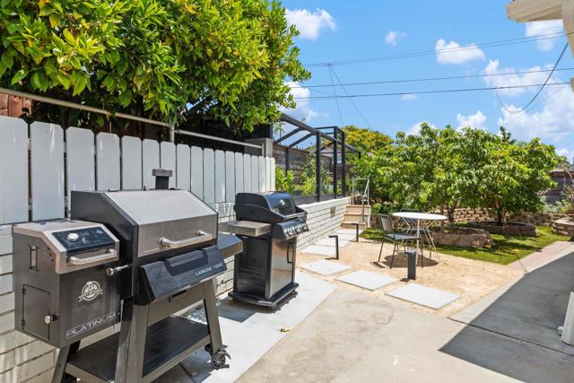 2068 Montclair, San Diego CA: https://media.crmls.org/mediaz/37b1ea12-547e-4c63-be1a-04194f5576b3.jpg