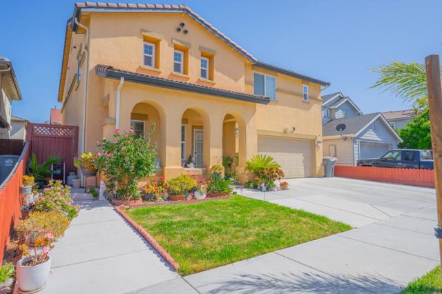 2385 N Mountainside Drive, Los Banos CA: https://media.crmls.org/mediaz/37b21587-04f1-49d9-a9a7-747b04d15ba4.jpg