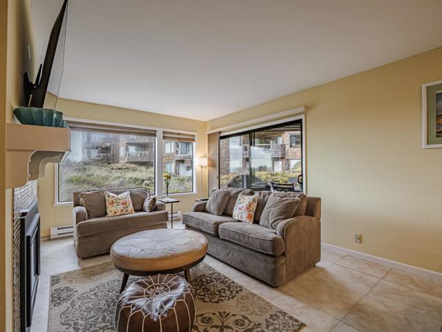 101 Shell Drive, La Selva Beach CA: https://media.crmls.org/mediaz/37b2989a-260b-4456-aea2-f9f40838ddd9.jpg