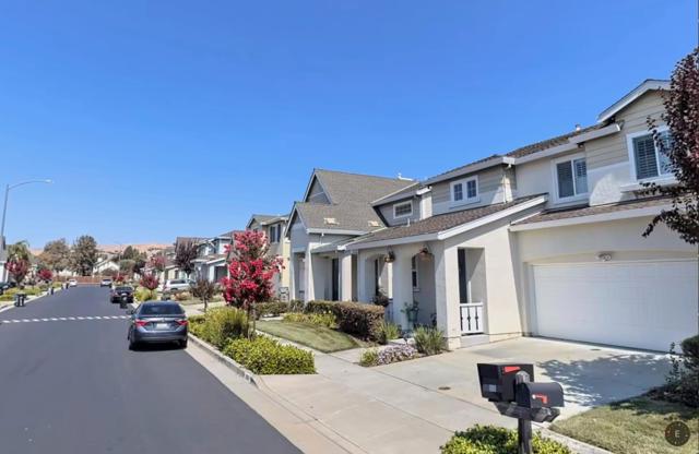 2012 Purcell Place, San Jose CA: https://media.crmls.org/mediaz/37b31681-fe87-4425-ac2d-4457160e4e89.jpg