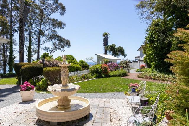 620 El Salto Drive, Capitola CA: https://media.crmls.org/mediaz/37b421fb-1c5a-4227-a713-e360a0081cfe.jpg