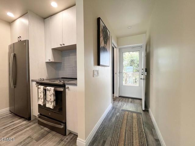 Detail Gallery Image 10 of 39 For 343 E Surfside Dr, Port Hueneme,  CA 93041 - 2 Beds | 2 Baths