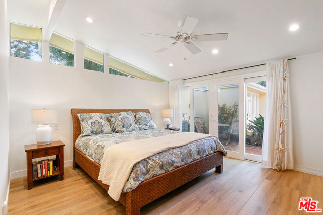 6308 Paseo Canyon Drive, Malibu CA: https://media.crmls.org/mediaz/37b6aa29-2ac3-43fb-a501-46eeea3a000d.jpg
