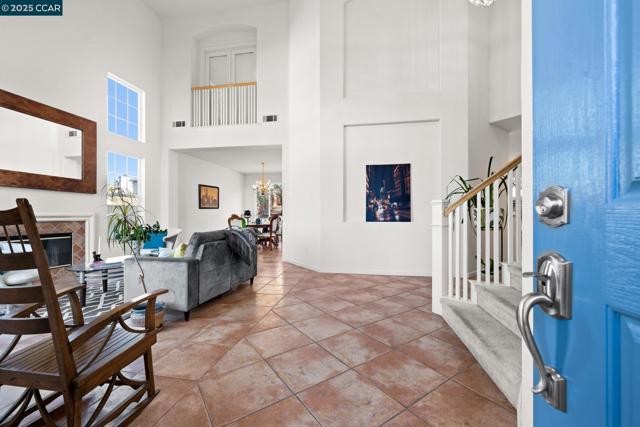 Image 4 of 60 For 868 Deer Spring Cir
