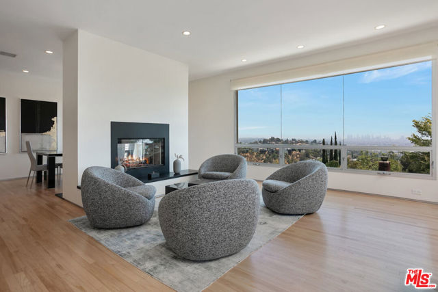 2742 Creston Drive, Los Angeles CA: https://media.crmls.org/mediaz/37b86957-8f69-41f4-8ec5-ae3c9f44136c.jpg