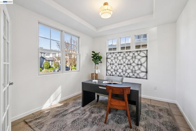 220 Hollister Avenue, Alameda CA: https://media.crmls.org/mediaz/37b93254-f766-419a-aa90-7667a76d0e55.jpg