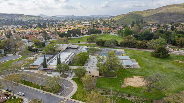 3366 Blue Ridge Court, Westlake Village CA: https://media.crmls.org/mediaz/37b9762e-c061-41bb-ac39-3337e3870541.jpg