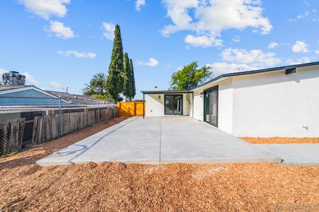 661 Concepcion, Spring Valley CA: https://media.crmls.org/mediaz/37b99431-9d6b-4fae-89ba-044d507ec51b.jpg