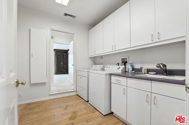 Drew Fenton | 16560 Park Lane Circle Los Angeles CA | MLS: 7286867