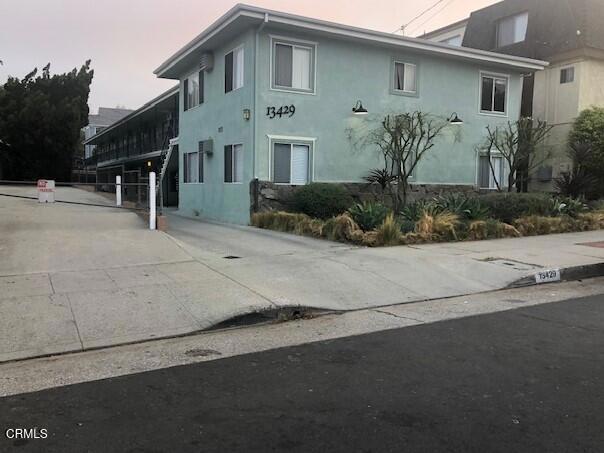13429 Camilla Street, Whittier CA: https://media.crmls.org/mediaz/37bb387b-31c0-49c3-b8f8-3dcd8992ba3b.jpg
