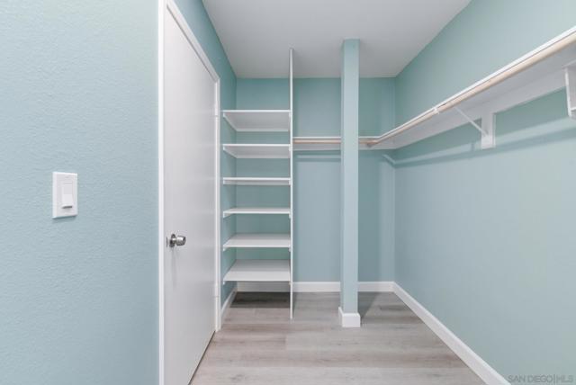 10222 Black Mountain Rd, San Diego CA: https://media.crmls.org/mediaz/37bb9a50-d09e-4e19-bf7a-8d5f4867ed71.jpg