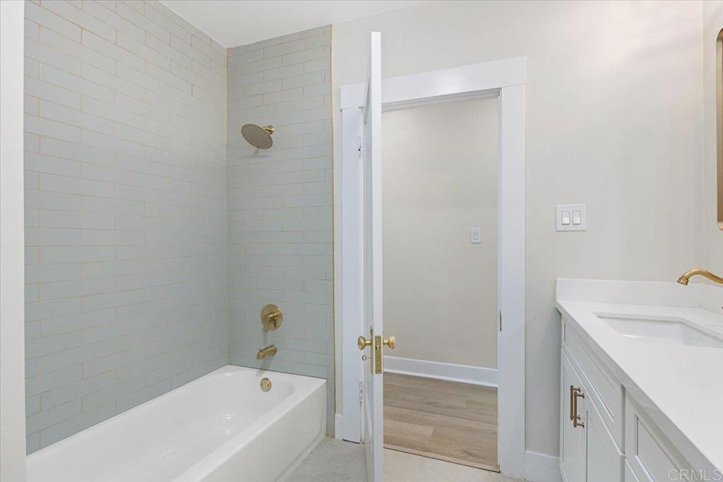 2453 Curlew St - photo 13
