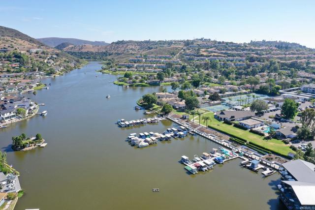 1523 Camino Linda Drive, San Marcos CA: https://media.crmls.org/mediaz/37be0917-f6dc-4c71-82a9-6f1dfabb91f5.jpg