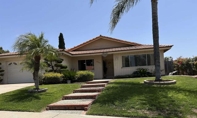Home for Sale in Bonita