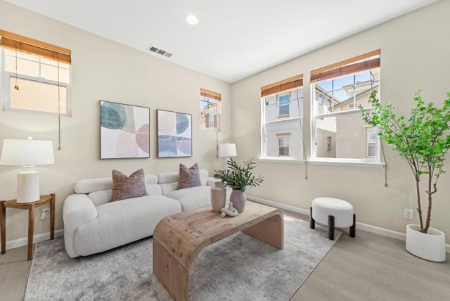 2386 Azevedo Parkway, San Jose CA: https://media.crmls.org/mediaz/37be8e41-d0da-45a7-849e-c0c1c2b983c9.jpg