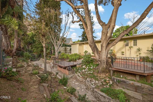 281 Glen Ellen Drive, Ventura CA: https://media.crmls.org/mediaz/37bf0139-5566-468a-9566-5c863d209b1e.jpg