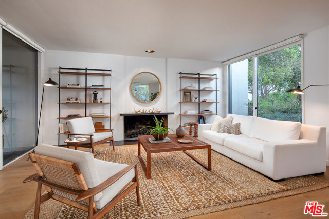 1280 Glen Oaks Boulevard, Pasadena CA: https://media.crmls.org/mediaz/37c1645d-4d35-4783-a399-c9be692b9d89.jpg