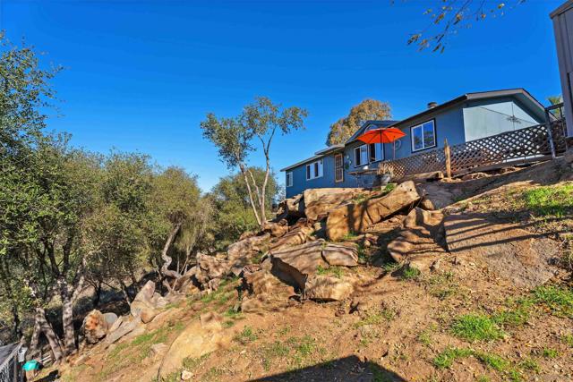 300 Thornton Dr, El Cajon CA: https://media.crmls.org/mediaz/37c2699f-e644-4577-93af-a8378f9678b4.jpg