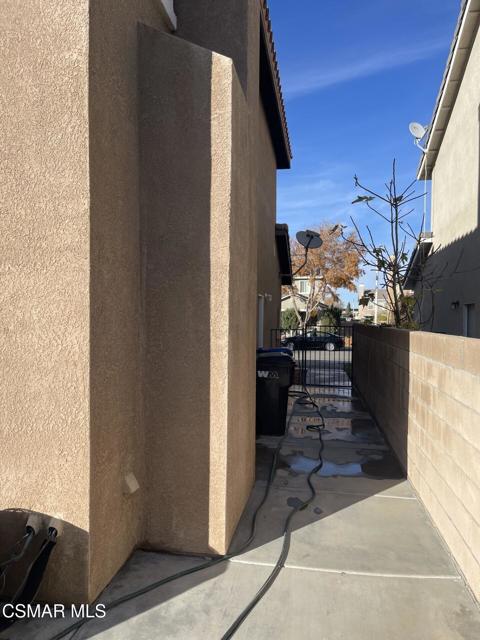 4244 Jonathon Street, Lancaster CA: https://media.crmls.org/mediaz/37c39144-21ab-44ba-af7e-55766c3703db.jpg