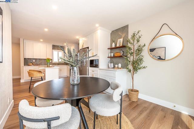 41327 Erma Ave, Fremont CA: https://media.crmls.org/mediaz/37c3c43c-f13f-408a-88b8-cfa6183b93d8.jpg