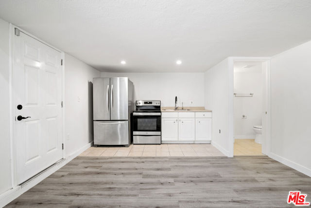 7853 Bothwell Road photo 42