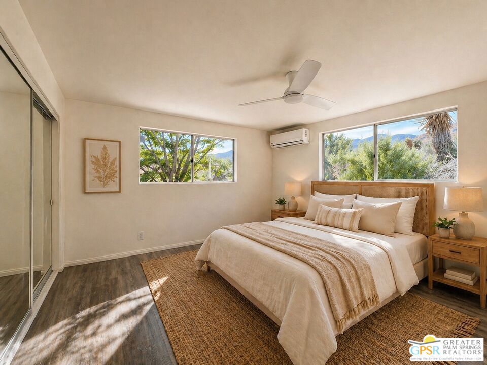 https://media.crmls.org/mediaz/37c56c25-8818-4f2d-a12f-53c79c0ce3b9.jpg?preset=X-Large