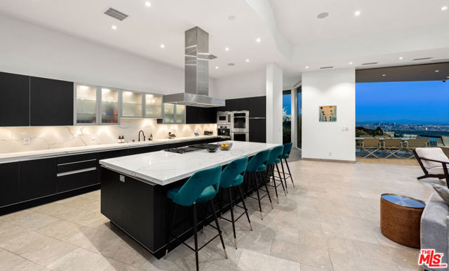 Drew Fenton | 9305 Nightingale Drive Los Angeles CA | MLS: 7240240