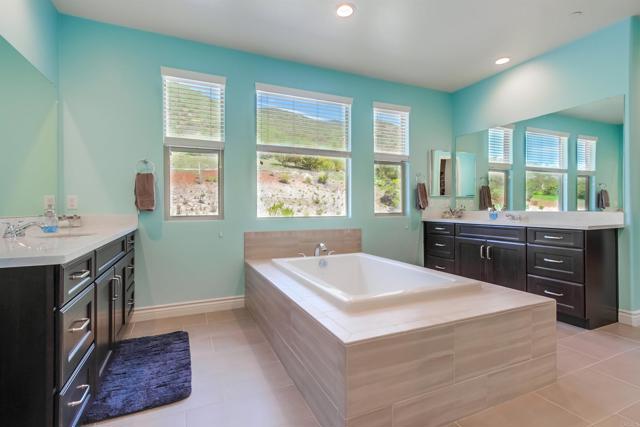 Detail Gallery Image 37 of 65 For 280 Shetland, Fallbrook,  CA 92028 - 4 Beds | 3/1 Baths