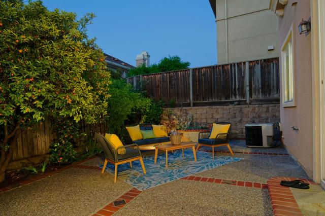 1687 Via Cortina, San Jose CA: https://media.crmls.org/mediaz/37c5e7a3-537a-432b-9ee3-62ee2ba6c652.jpg