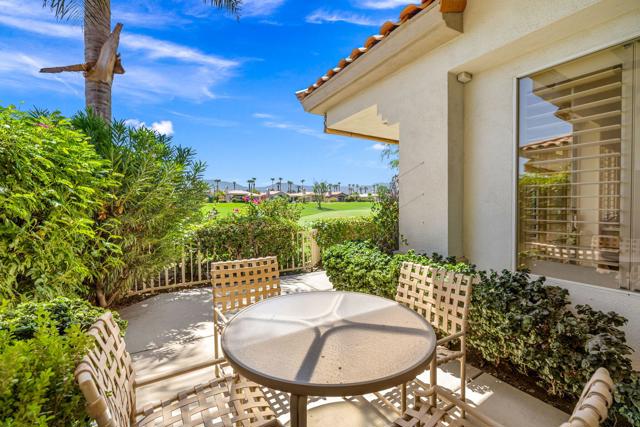 479 Desert Holly Drive, Palm Desert, CA 92211