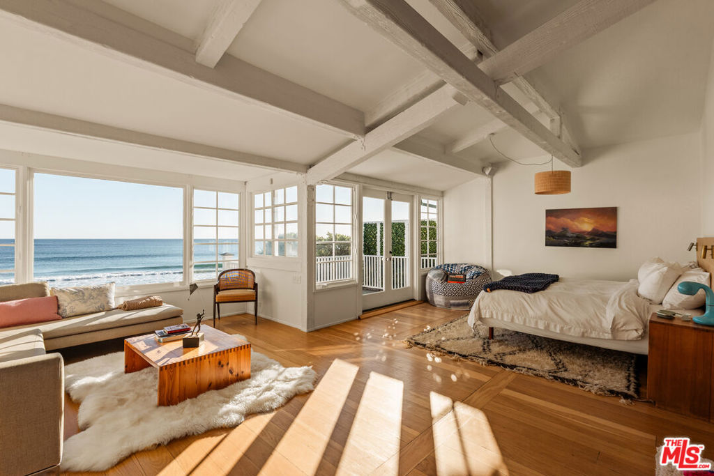 MLS #26845055 image #2