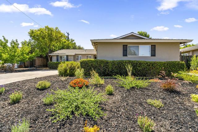 1655 Kennard Way, Sunnyvale CA: https://media.crmls.org/mediaz/37c8093f-0b28-4161-89a6-c7e7e5a8c398.jpg