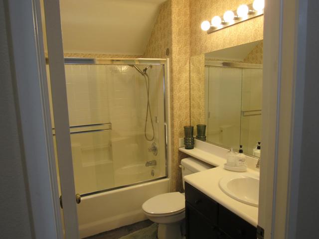 7420 Valley Meadow Avenue, Eastvale CA: https://media.crmls.org/mediaz/37c8d4f8-861a-4158-8b72-6bc51cc6f407.jpg