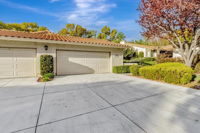 8344 Riesling Way, San Jose CA: https://media.crmls.org/mediaz/37c9dcf7-2b7a-4a79-84a8-49321ac2777b.jpg