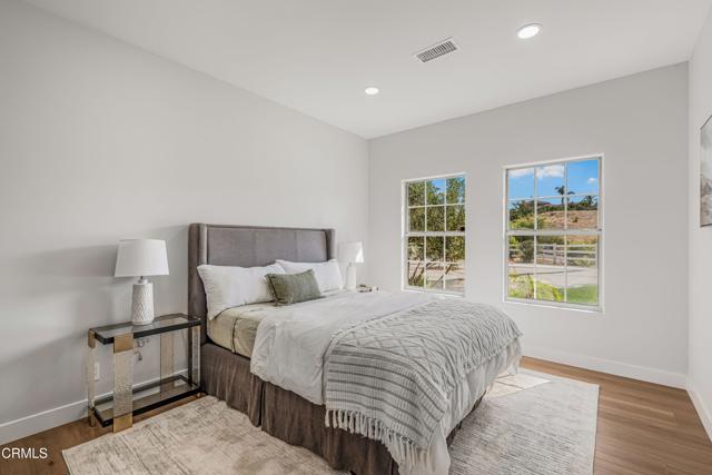 Detail Gallery Image 27 of 60 For 10817 Alysheba Dr, Moorpark,  CA 93021 - 4 Beds | 3/1 Baths