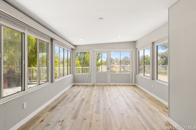 5799 Amarillo AVE, La Mesa CA: https://media.crmls.org/mediaz/37cb0e9f-0d32-4817-82b8-ab02f78ab204.jpg